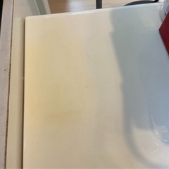 カウンターキッチン&食器棚の画像