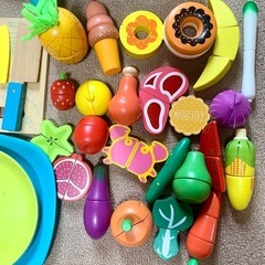 木製　マグネット　ハローキティー　キッチン　おままごと　流し台　厨房　大量の画像