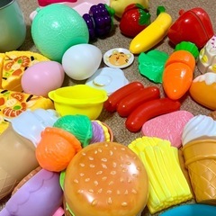 木製　マグネット　ハローキティー　キッチン　おままごと　流し台　厨房　大量の画像