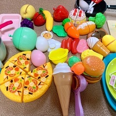木製　マグネット　ハローキティー　キッチン　おままごと　流し台　厨房　大量の画像