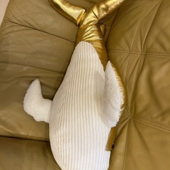 クジラ　金　BIG ぬいぐるみの画像