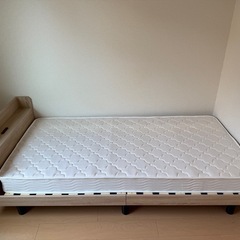 KG39⭐️美品⭐️シングルベッド　マットレス付き🙋‍♀️の画像