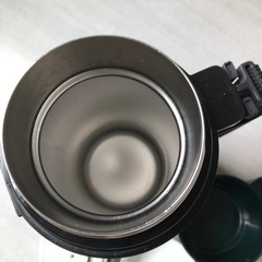 サーモス　1.8ℓ 水筒の画像