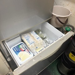 サンヨー冷蔵庫の画像