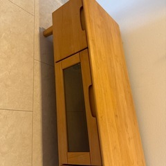 テレビボードの画像