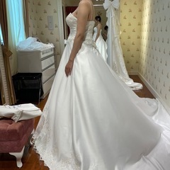 ウエディングドレスの画像