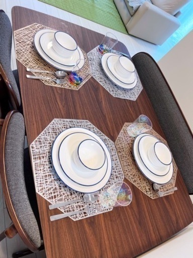 ダイニングテーブル4点セット