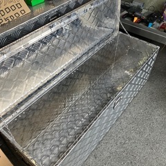 軽トラアルミBOX✳︎残り2個✳︎一個18000円 の画像