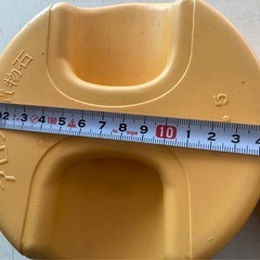 無料♪ 　何かの重しに！　古い漬物石　2.5kg 2個まとめて　汚れ、傷ありの画像