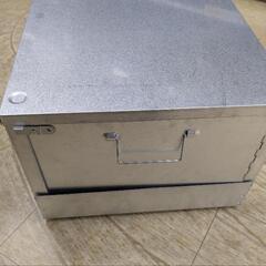 新品未開封☆DCM フタ付き収納コンテナ　鉄製　②の画像