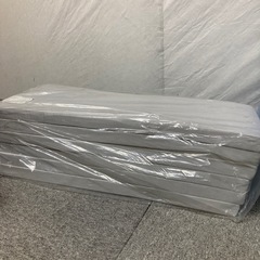 [アキレス] マットレス 折りたたみ 硬め 高硬度(265N) 腰痛 セミシングル (幅80×長さ180㎝) 抗菌 消臭 厚み4㎝ 車中泊 災害 ごろ寝 6つ折り コンパクト グレー MK6-SS GYの画像