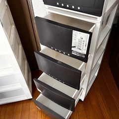 衣装タンス(プラスティック)の画像