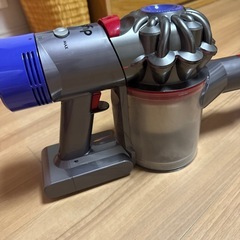 ダイソン　掃除機　dyson v7　fluffyの画像
