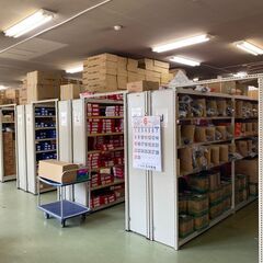 【アルバイト／自動車部品の倉庫スタッフ】未経験歓迎！／年間休日1...