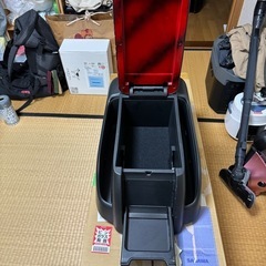 ハイエースセンターコンソールボックスの画像