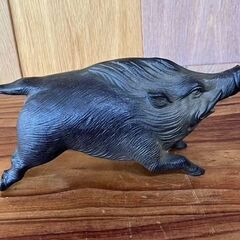 いのしし　猪　置物の画像