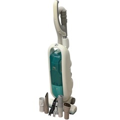【動作確認済み】TOSHIBA 東芝 VC-Y26C(L) サイクロン式キャニスター掃除機 2005年製 強力吸引 パワーブラシ 複数ノズル付き 延長ホース付き レトロ家電 軽量収納 生活家電 中古