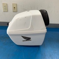 
バイク　リアボックスの画像