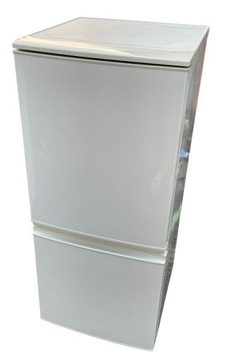高感度ショップで2023年売れたブランド ノンフロン シャープ SHARP 冷凍冷蔵庫 SJ-D14B-W 美品 冷蔵庫・冷凍庫