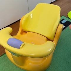 アップリカ  バスチェアーの画像