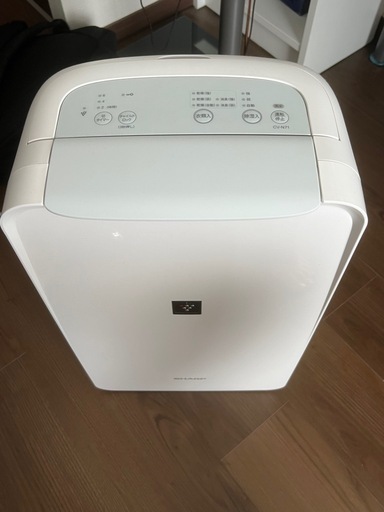 シャープ 衣類乾燥機 除湿機 7.1L / 8畳 CV-N71-W (もともと