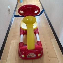 アンパンマン　消防車
の画像