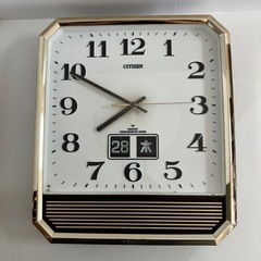 CITIZEN シチズン レトロ掛け時計 1時間毎のアラーム、日...