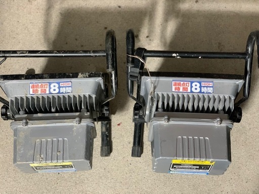  中古LEDハンガーチャージLIFE (リフェ) 2台セット日動 BAT-H30LIFE