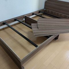 美品　ヘッドボードセミダブルベッド　引き出し左右