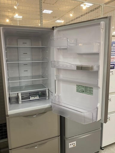 取りに来れる方限定！HITACHI(ヒタチ)の3ドア冷蔵庫です！