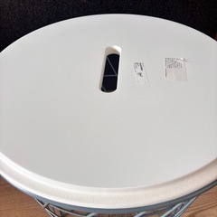 廃盤カラーIKEA KVISTBRO クヴィストブロー サイドテーブルの画像