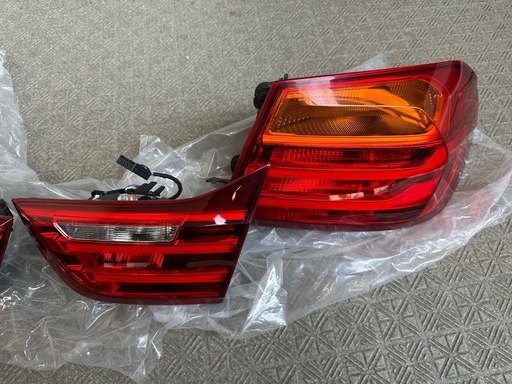 BMW f82 m4 純正テールライト