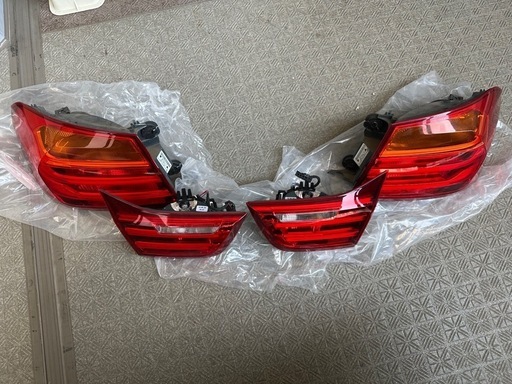 BMW f82 m4 純正テールライト