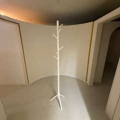 ハンガーラック 白