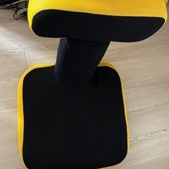 座椅子(スワゲー）