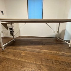 デスク　横180cm×奥行60cm×高さ72cmの画像