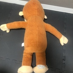 63センチおさるのジョージぬいぐるみの画像