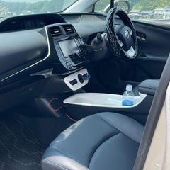 プリウス50   Aツリーングセレクション　エアロ付きの画像