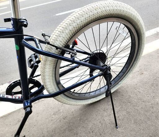 バンバリ 26×3.0インチ ファットバイク 6段変速 マウンテンバイク