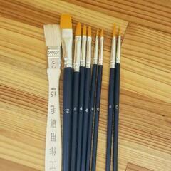 ハケ.平筆.丸筆.