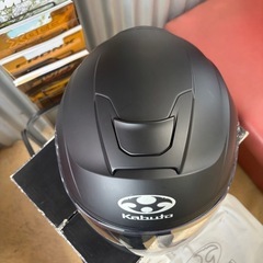OGK. Kabutoヘルメットの画像