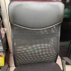 ◆早い方優先!! デスクチェア  昇降機能付き!!の画像