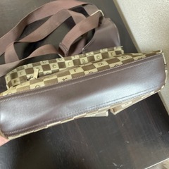 ショルダーバッグの画像