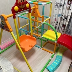 ブランコ付きジャングルジム