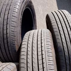 ヨコハマ　BluEarth RV  RV03 ４本　195/60R16の画像