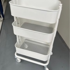 IKEA キャスター付きワゴン　ロースフルト　ホワイト　の画像