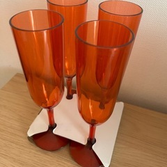 IKEAプラスチック製　シャンパングラス4脚セットの画像