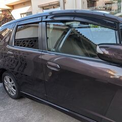 【値下】ホンダ フィットシャトル ハイブリッド（2011年登録）HYBRID Navi Premium Selectionの画像