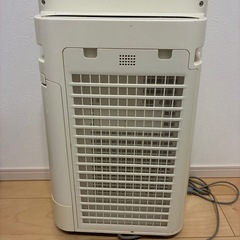 空気清浄機の画像