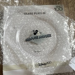 ディズニー100thガラス食器セットの画像